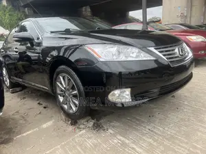 Lexus ES 2012 Black