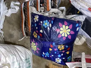 6 by 6/7ft Duvets With Bedsheets and Pillowcase