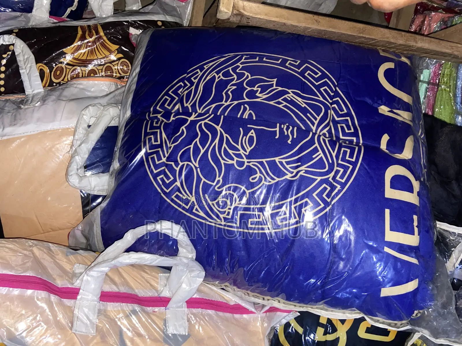 6 by 6/7ft Duvets With Bedsheets and Pillowcase