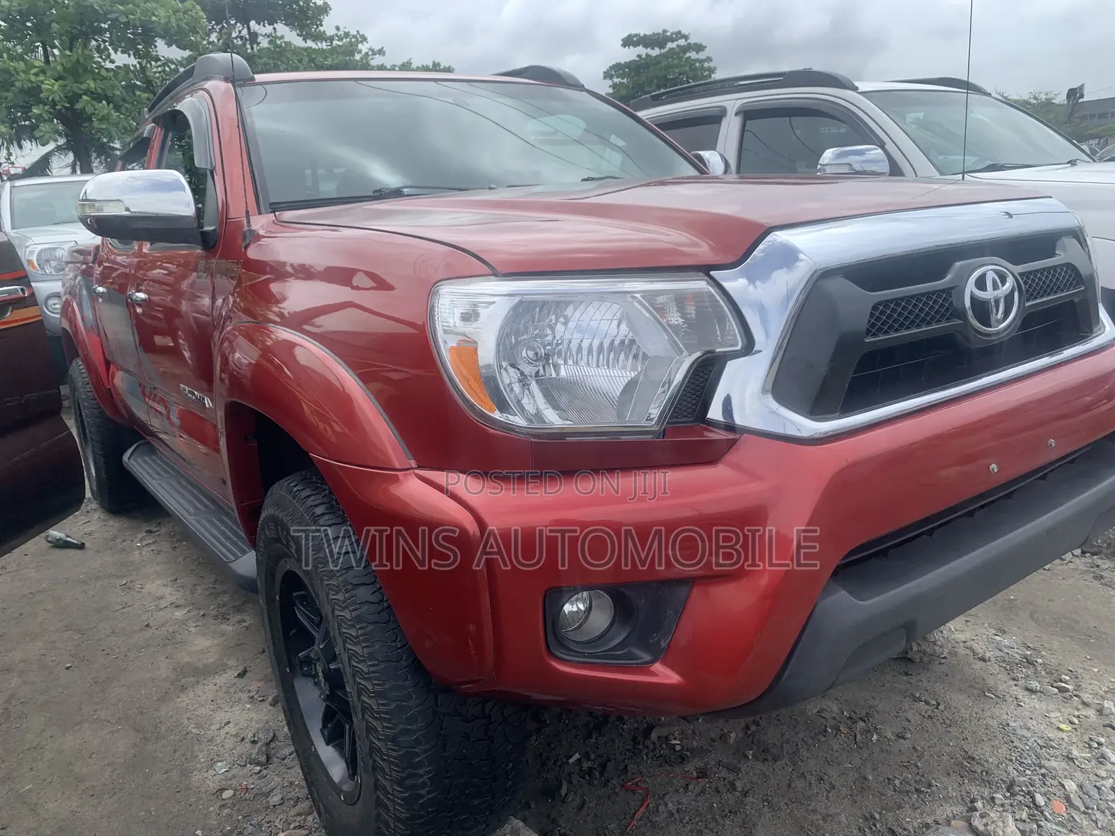 Toyota Tacoma 2014 Red
