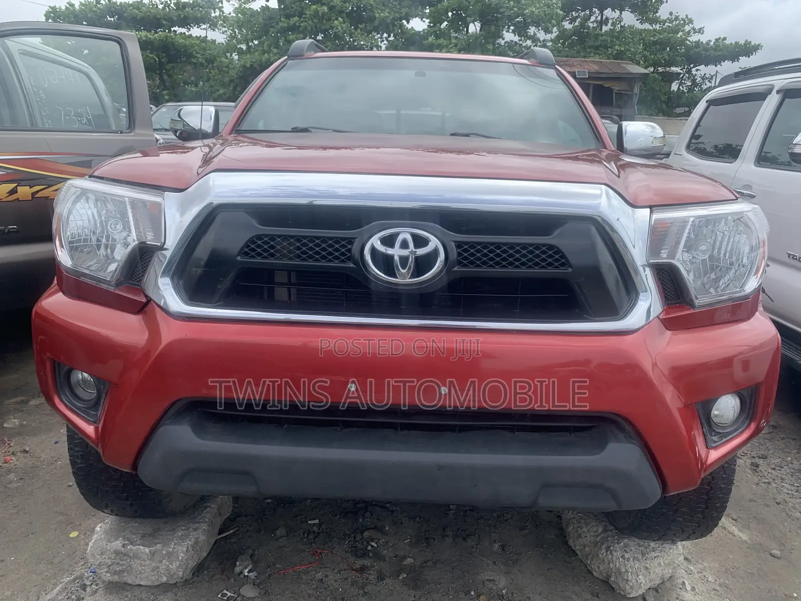 Toyota Tacoma 2014 Red
