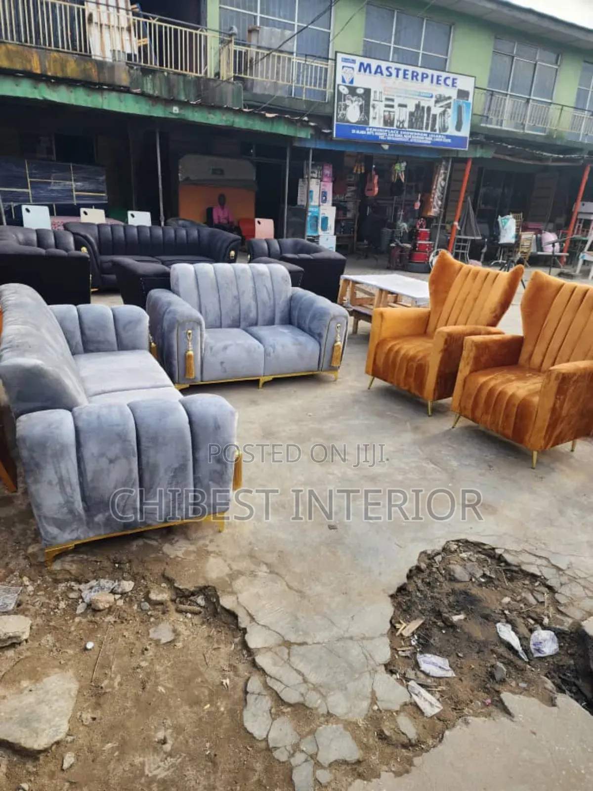 Padded 7 Seaters Sofa