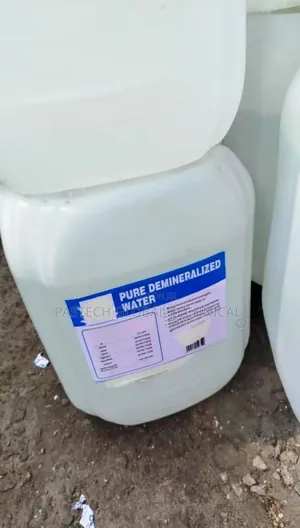 Deminaralize Purified Water With Reduced Mineral Content