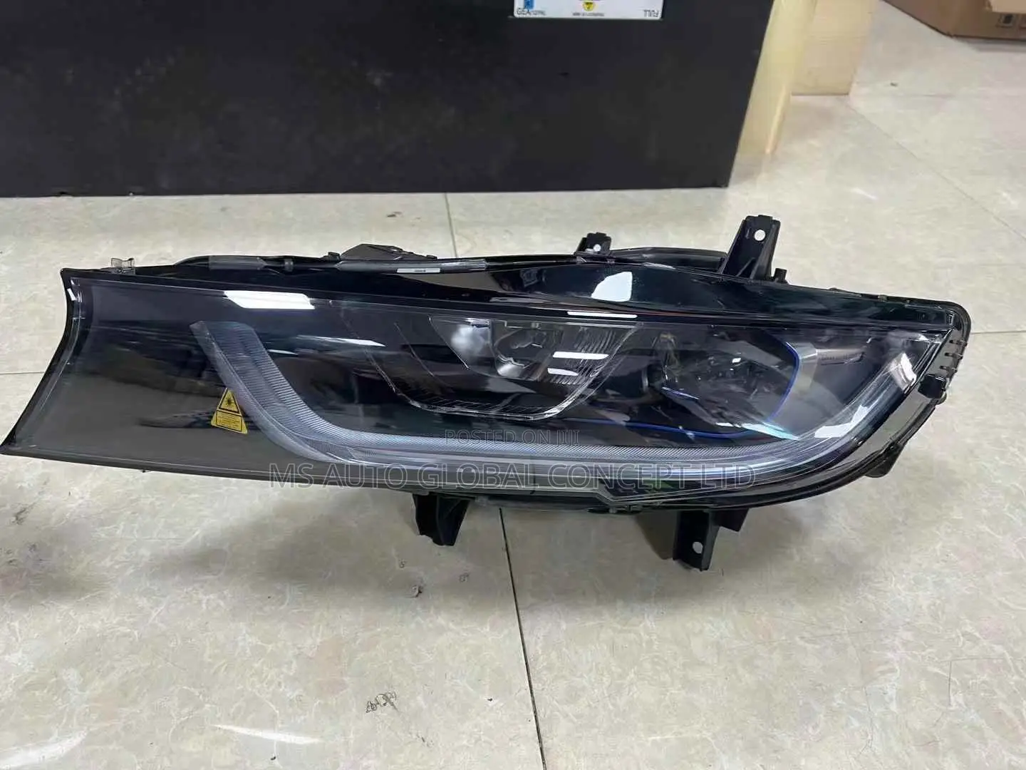 BMW I8 Headlights