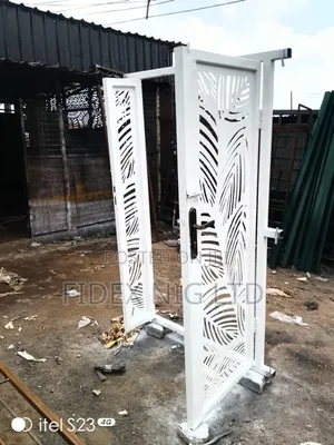 Quality Iron Solid Gate