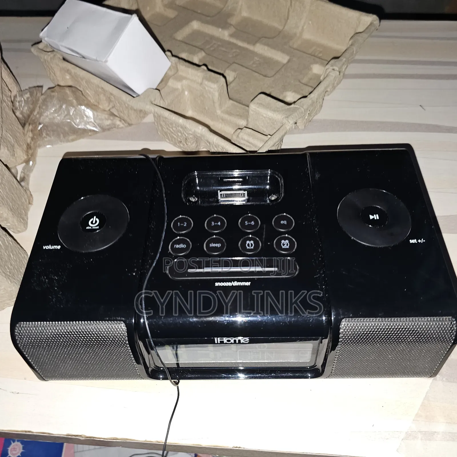 Open Box Ihome iPod Dock Speaker