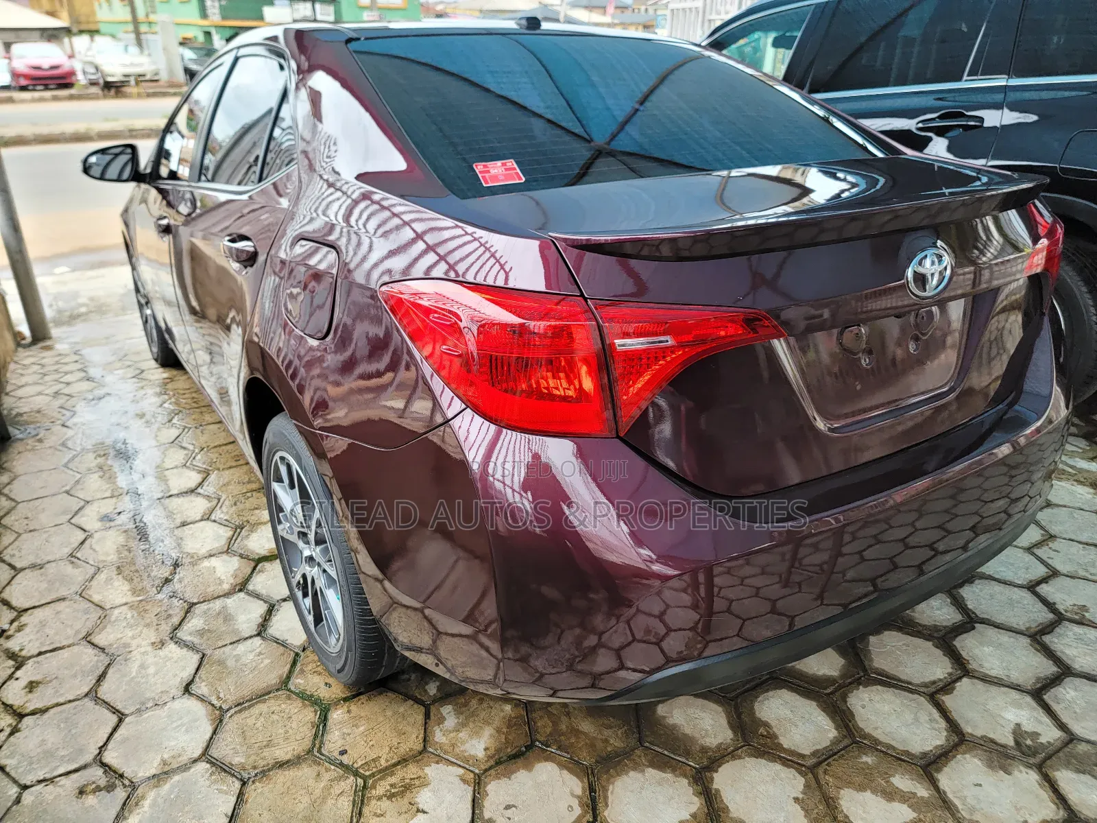 2017 Toyota Corolla XSE 4dr Sedan (1.8L 4cyl CVT)