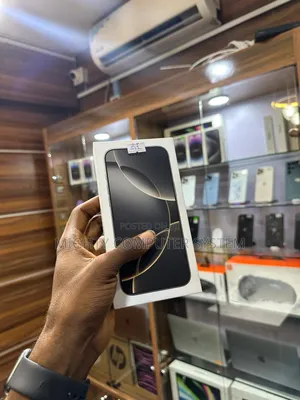 New Apple iPhone 16 Pro Max 256 GB Black