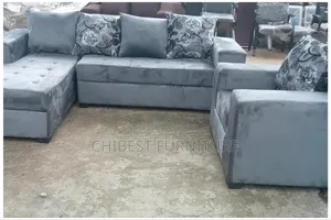 Standard L Shaped Cushion Chair for Homes or Office