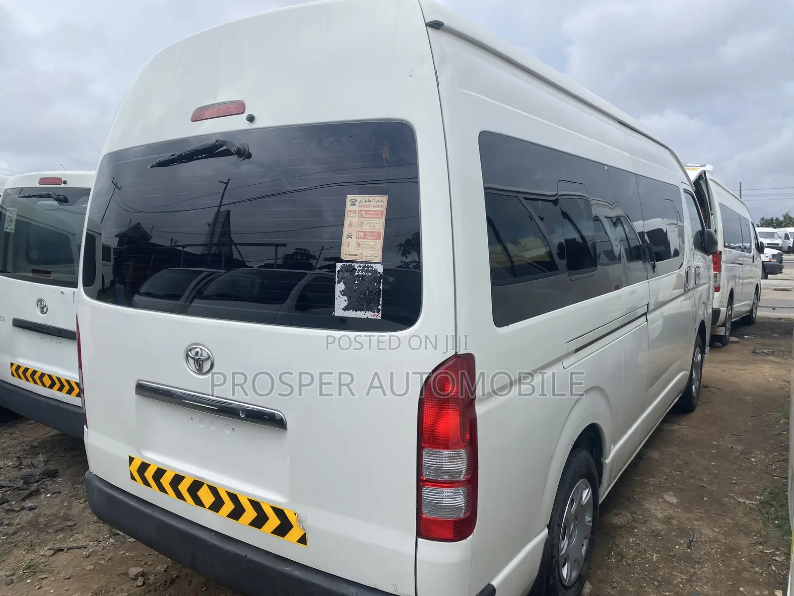 Toyota HiAce 2016 White