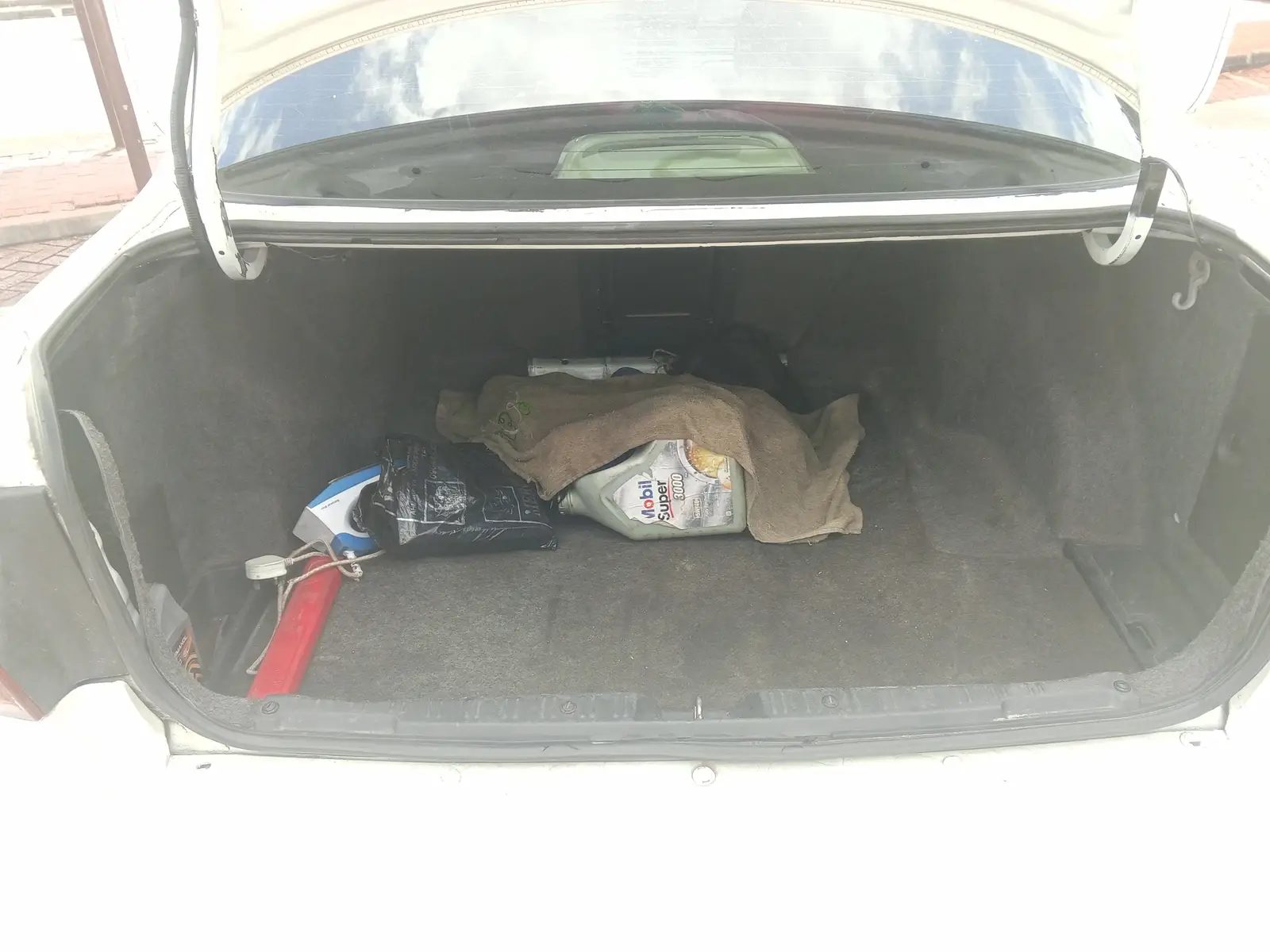 Honda Accord 1999 White in Surulere Cars, Car Marketplace Jiji.ng