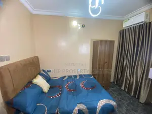 Cozy and Serviced Studio Apartment