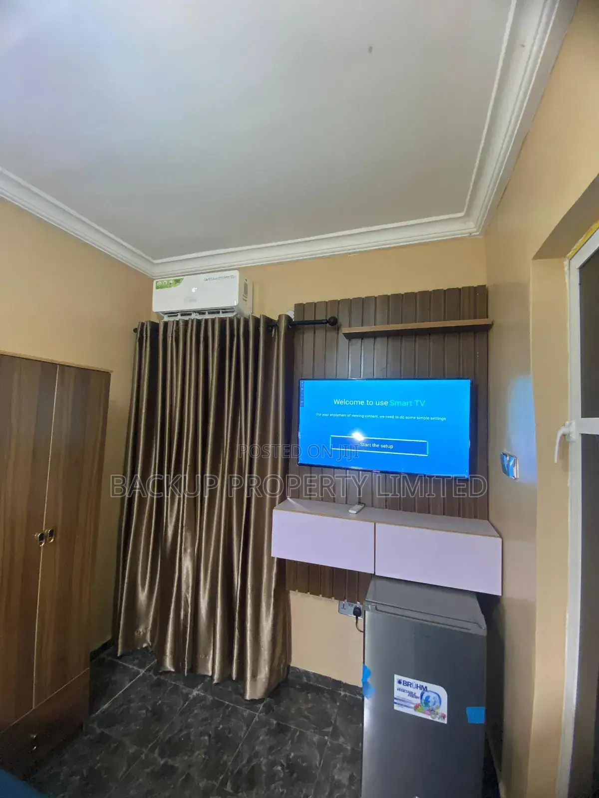 Cozy and Serviced Studio Apartment