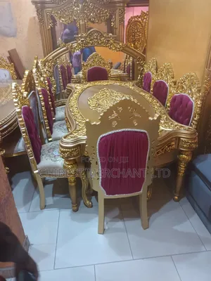 Royal Designed 8 Seaters Luxury Dinner Table