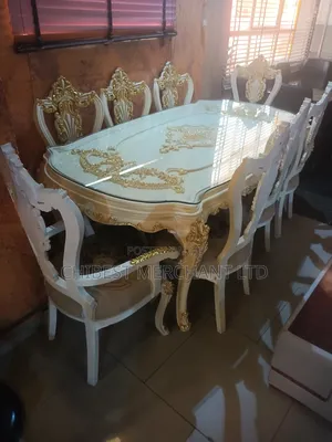 Quality Royal Marble Dinning Set With 8 Seaters