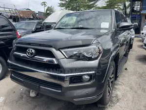 Toyota 4-Runner Limited 4dr SUV 4WD (4.0L 6cyl 5A) 2015 Gray