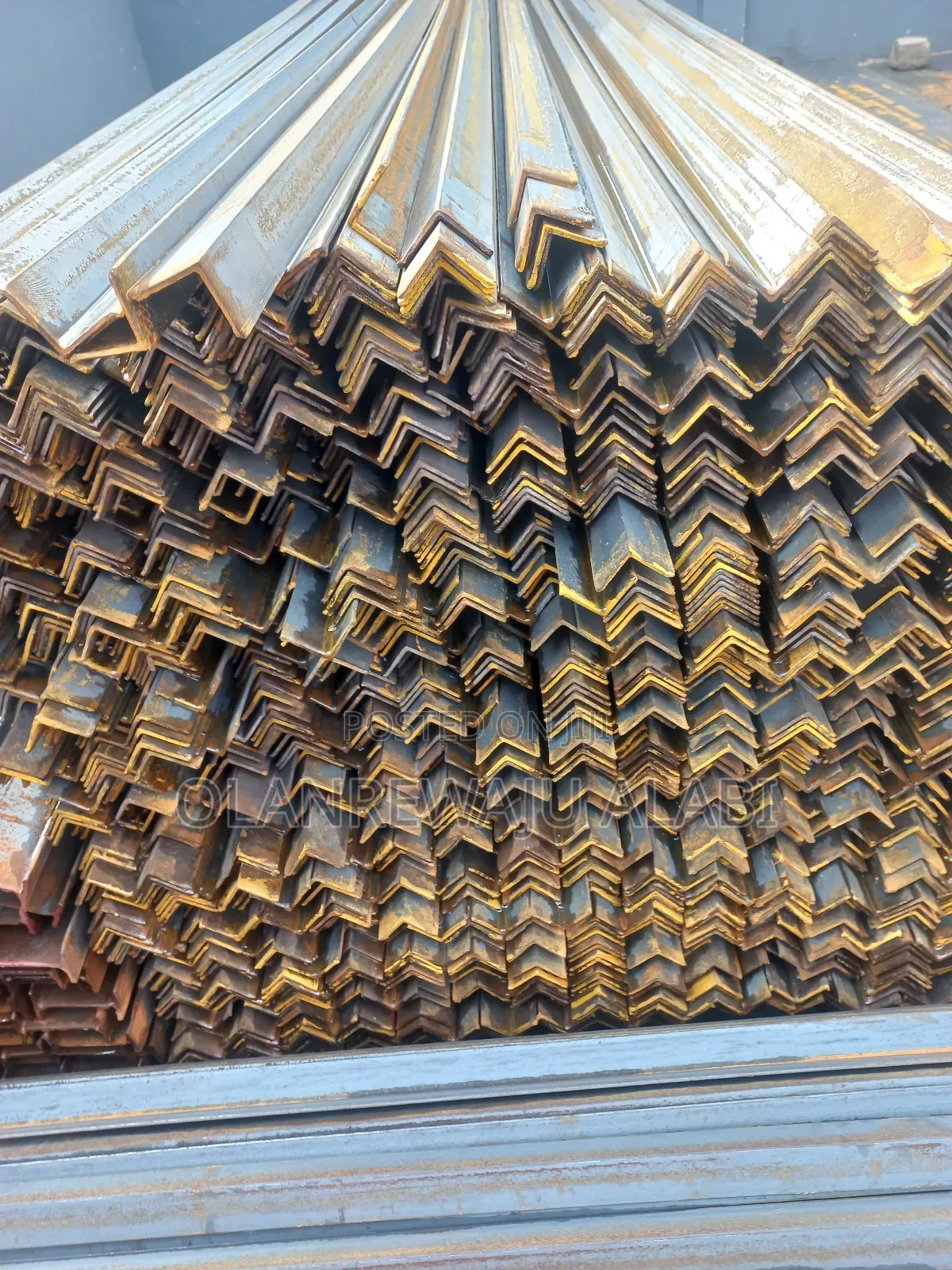 Mild Steel Angle Iron