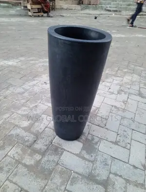 Charcoal Black Long Fiber Plastic Flower Pot