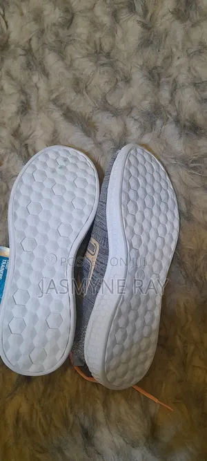 Lovely Crivit Ladies Trainers Size 37