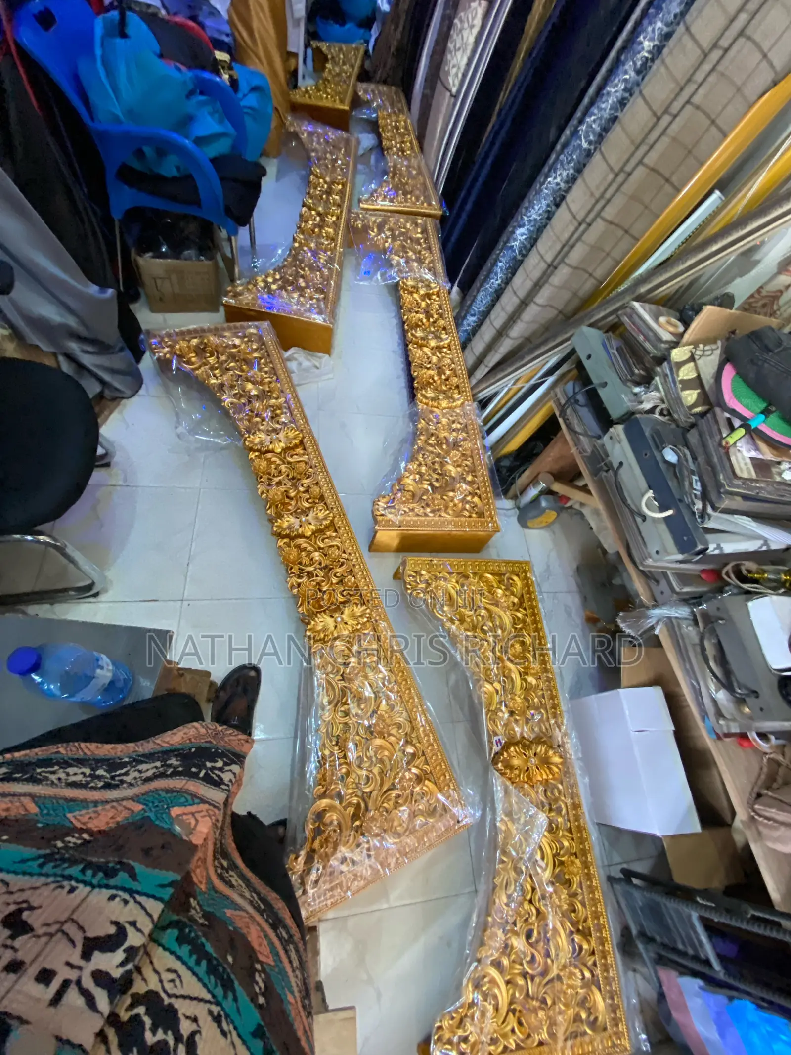 High Quality Royal Curtains Board