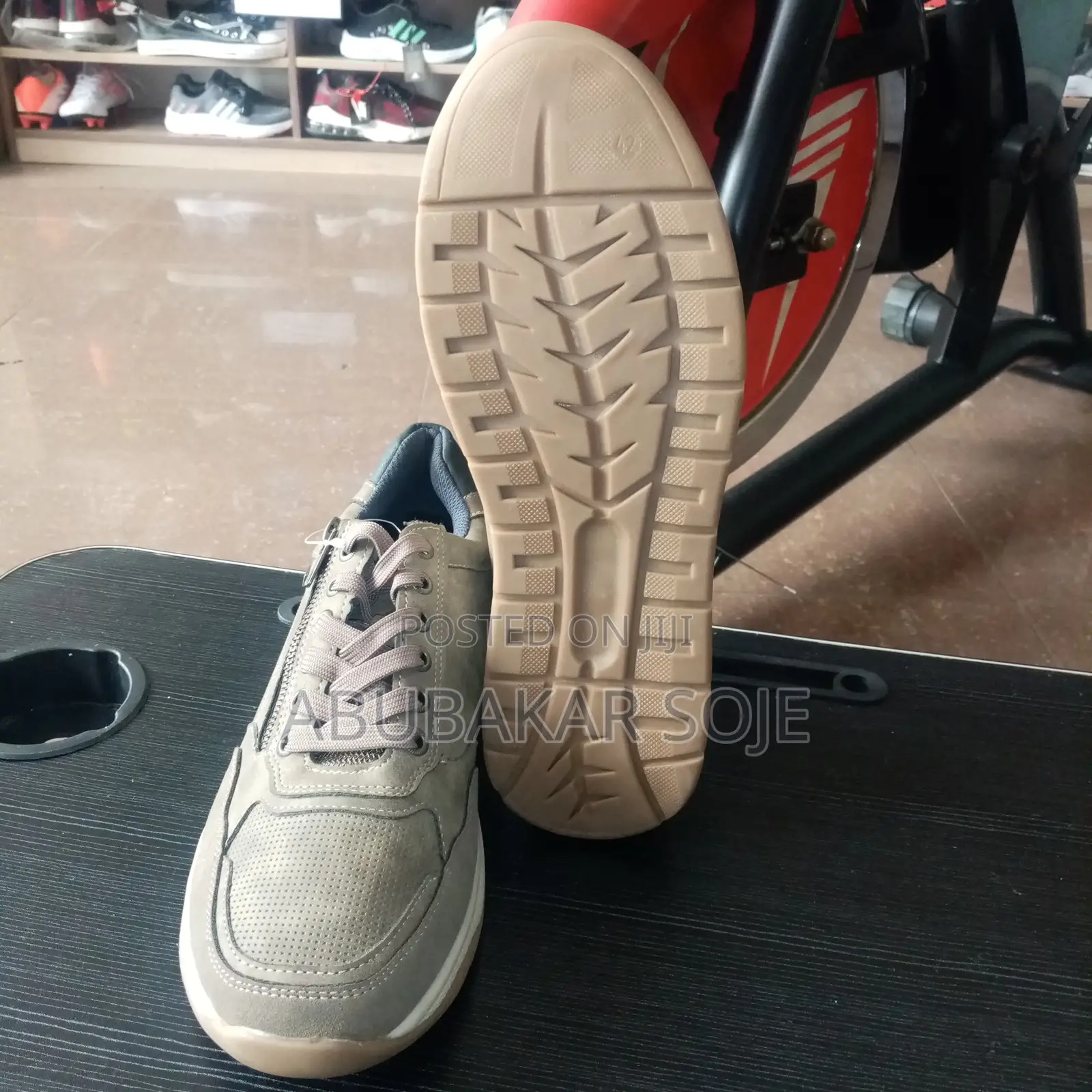 Safety Boots and Hiking Camping Boots