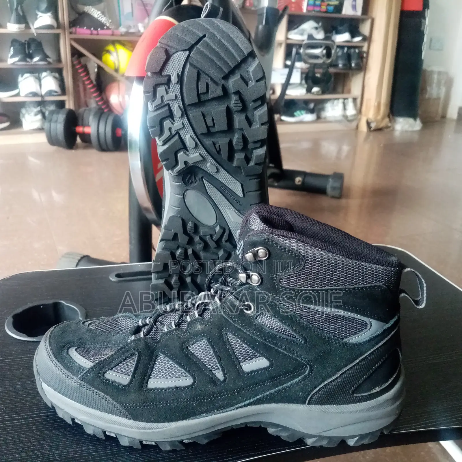 Safety Boots and Hiking Camping Boots
