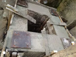 Emeka Tank Stand Master
