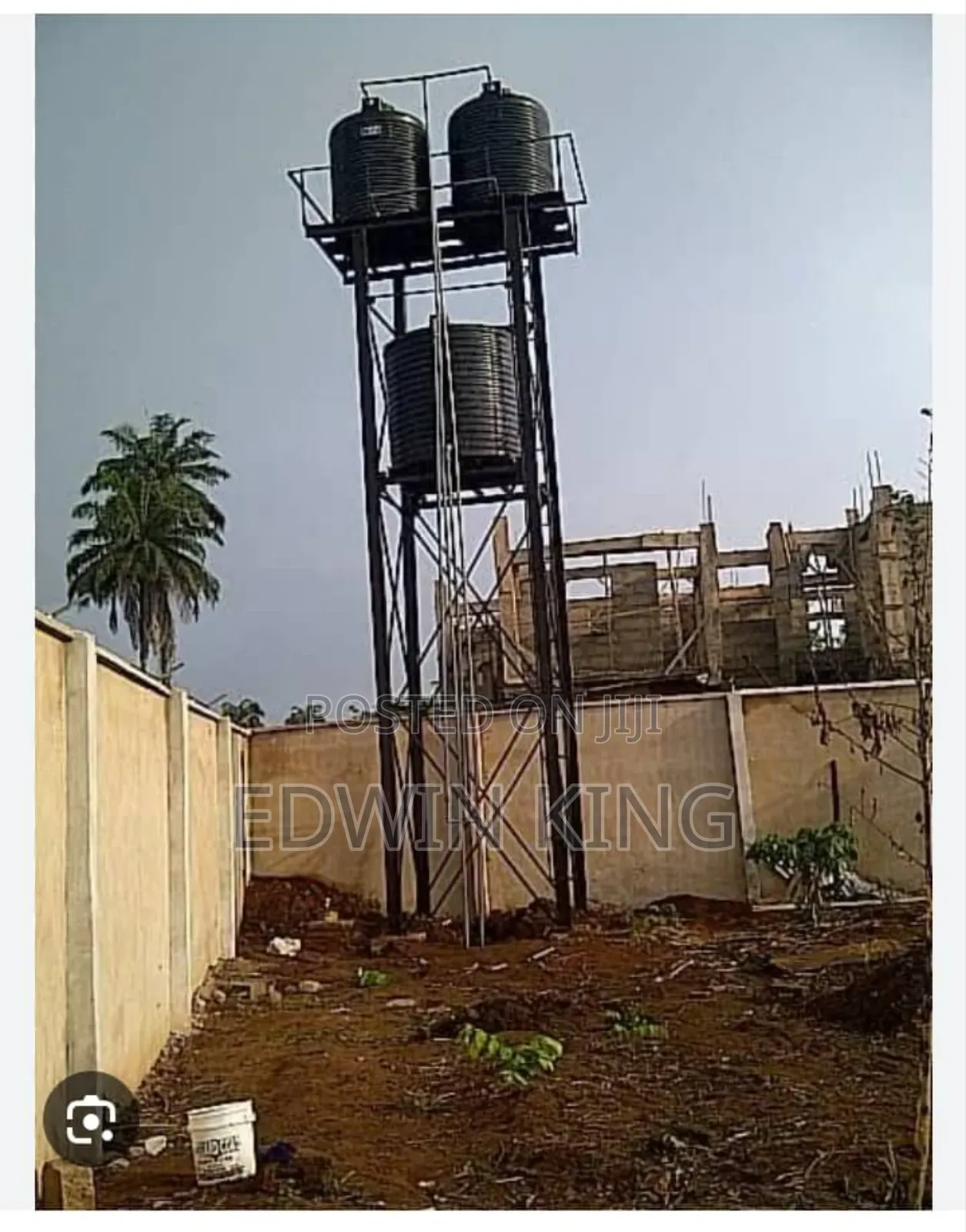 Commissioner Tank Stand