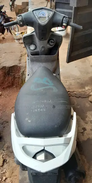 Kymco Agility 2018 White