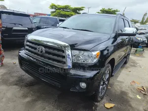 Toyota Sequoia 2015 Black