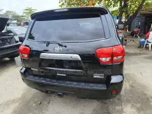 Toyota Sequoia 2015 Black