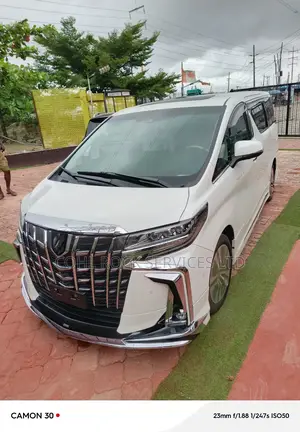 Toyota Alphard 2021 White