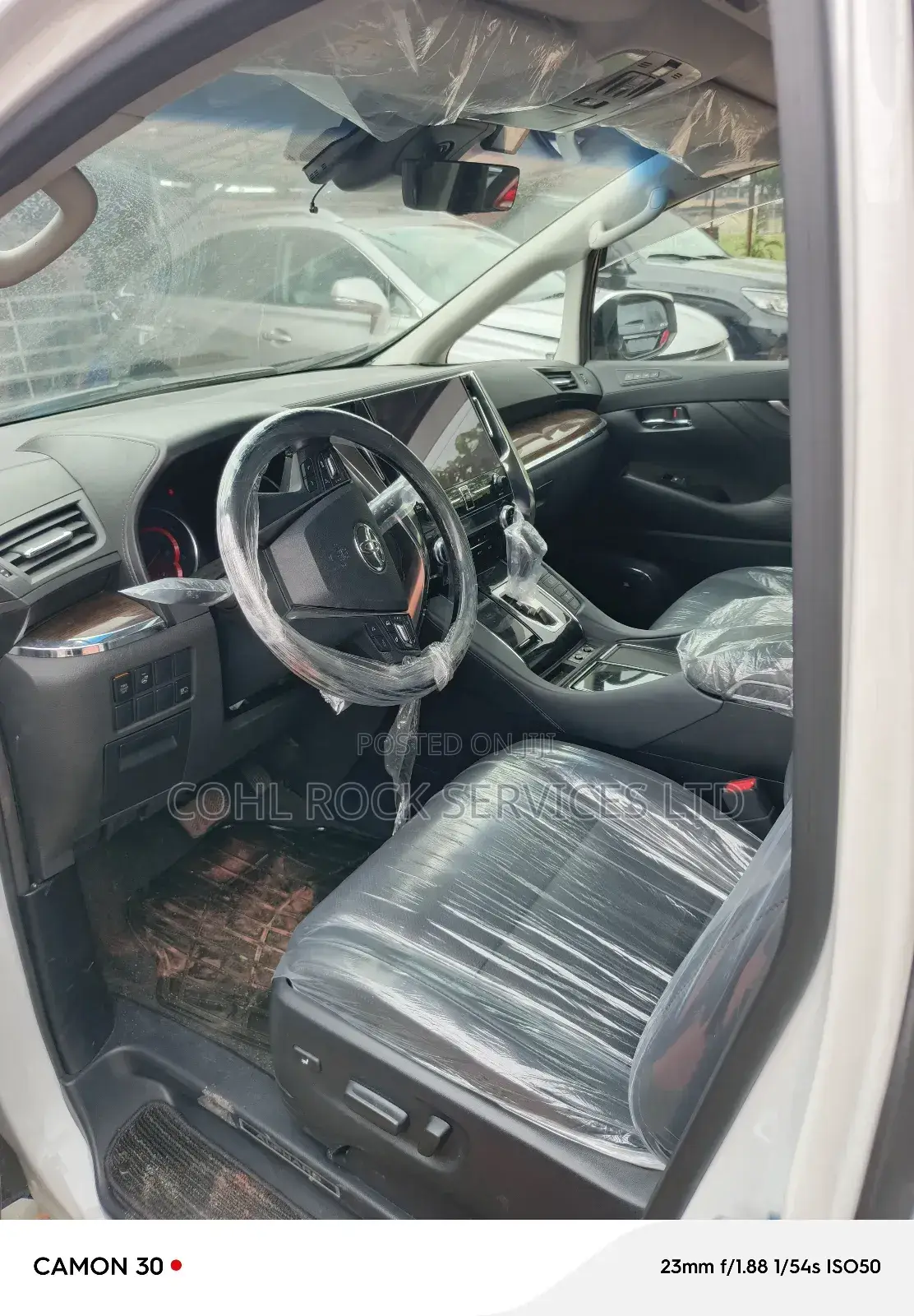 Toyota Alphard 2021 White
