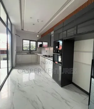 3bdrm Apartment in Adeniran, Lekki Phase 1 for rent