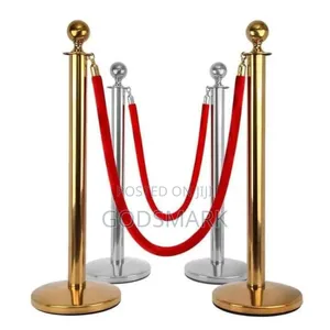 Stanchion/Queue Controller With 5 Feet Rope.