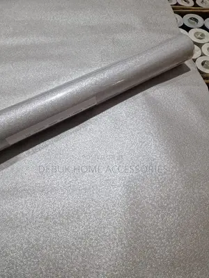 Glittering Plain Silver Wallpaper