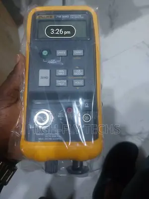 Fluke 718 300G Pressure Calibrator