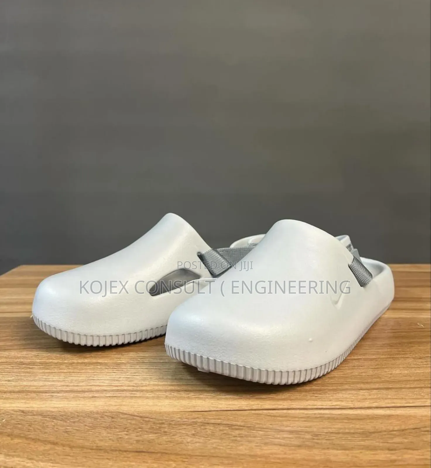 Unisex Nike Crocs