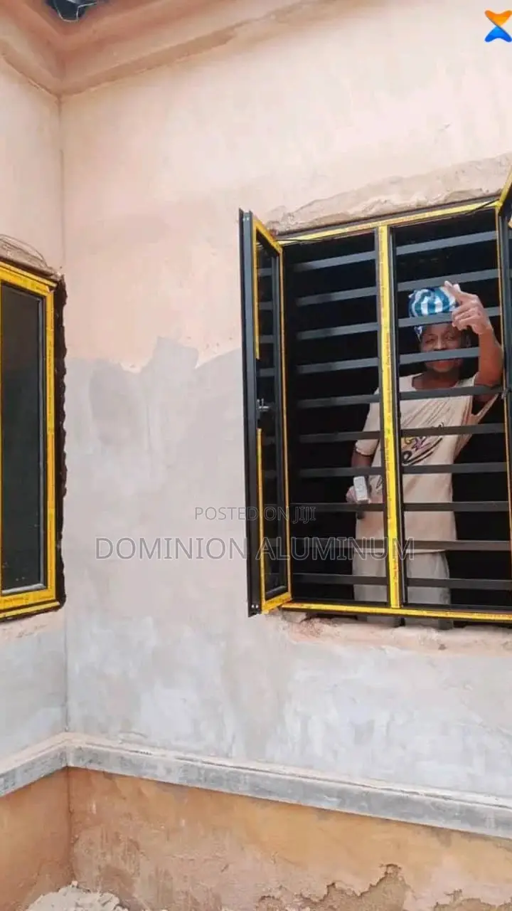 Gray/Black Aluminium Windows With Protector and Nets