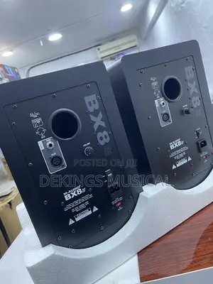 M-Audio Bx8 D2 Studio Monitor 8” Speaker