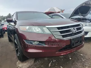 Honda Crosstour 2012 Red