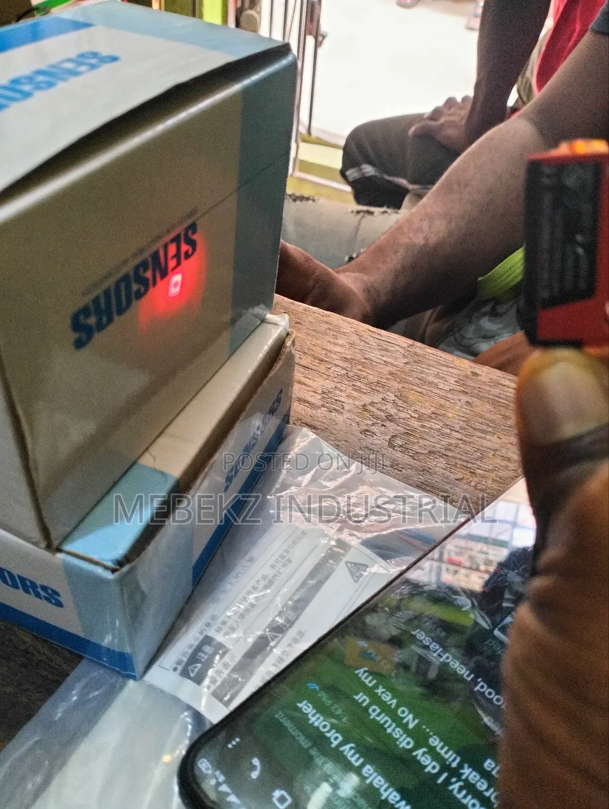 LEUZE Laser Photoelectric Sensor