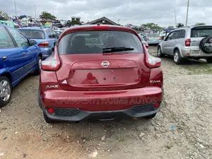 Nissan Juke 2015 Red
