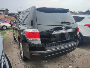 Toyota Highlander Limited 2012 Black