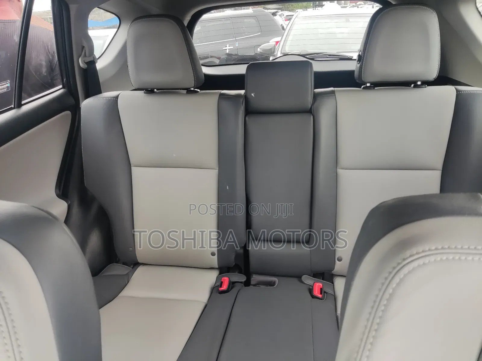 Toyota RAV4 2015 Gray