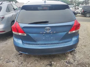 Toyota Venza Limited AWD V6 2013 Blue