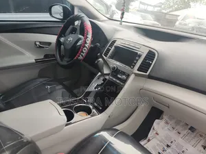 Toyota Venza Limited AWD V6 2013 Blue