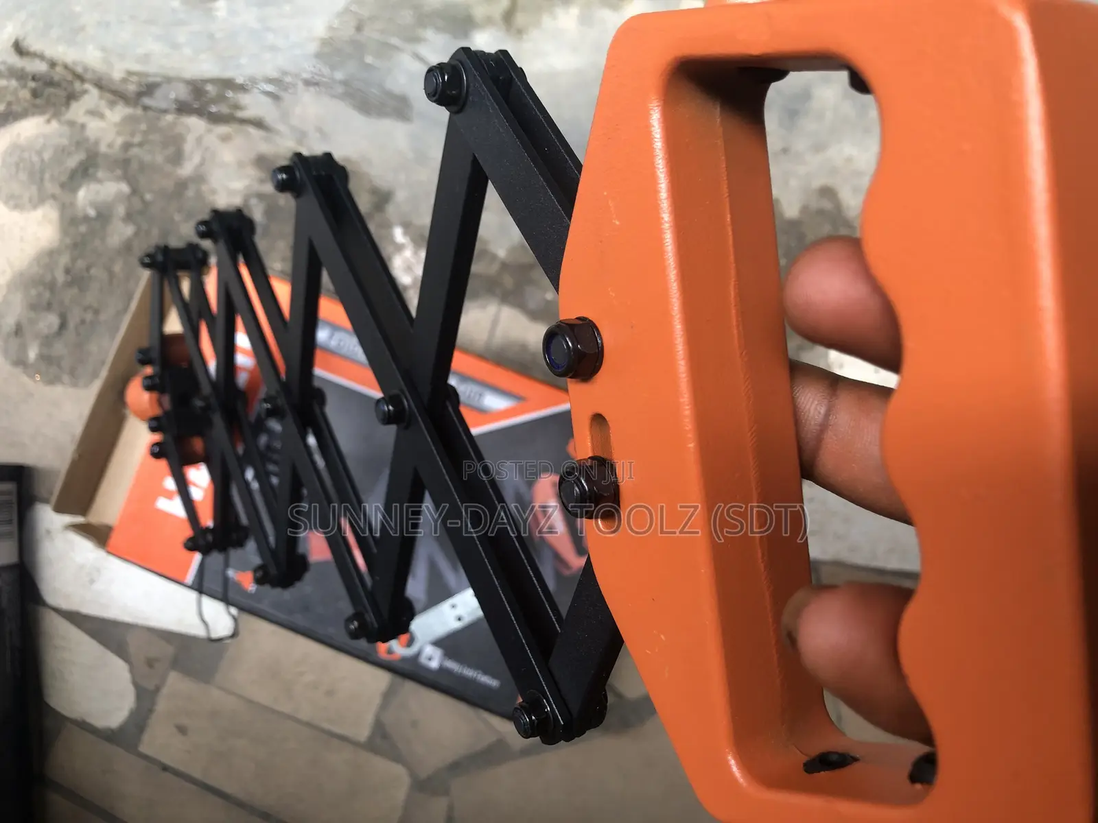 Folding Rivet Gun