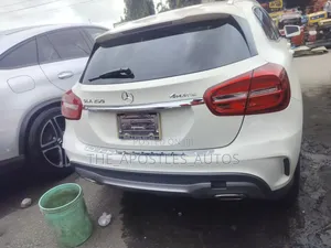 Mercedes-Benz GLA-Class 2016 White