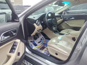 Mercedes-Benz GLA-Class 2018 Silver